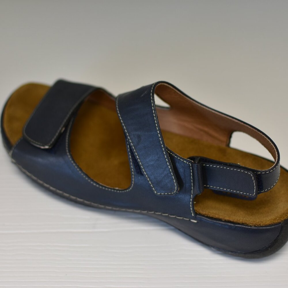 Wolky Liana in Navy Smooth Leather